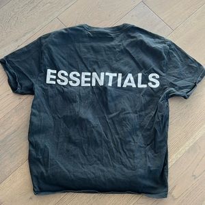 ESSENTIALS Black cotton tee in S